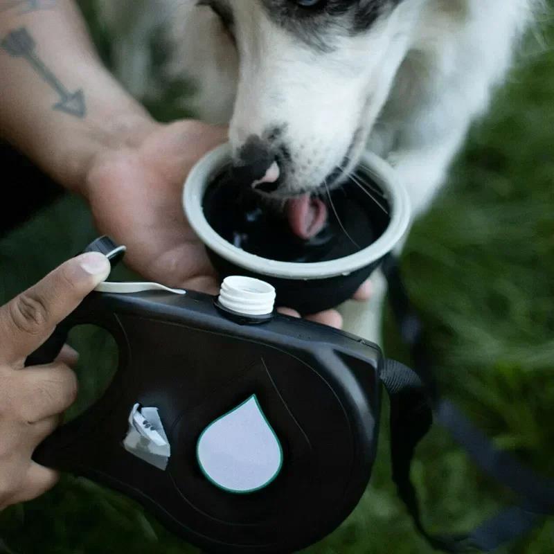 Trela forte multifuncional para cães de estimação com tigela de garrafa de água embutida